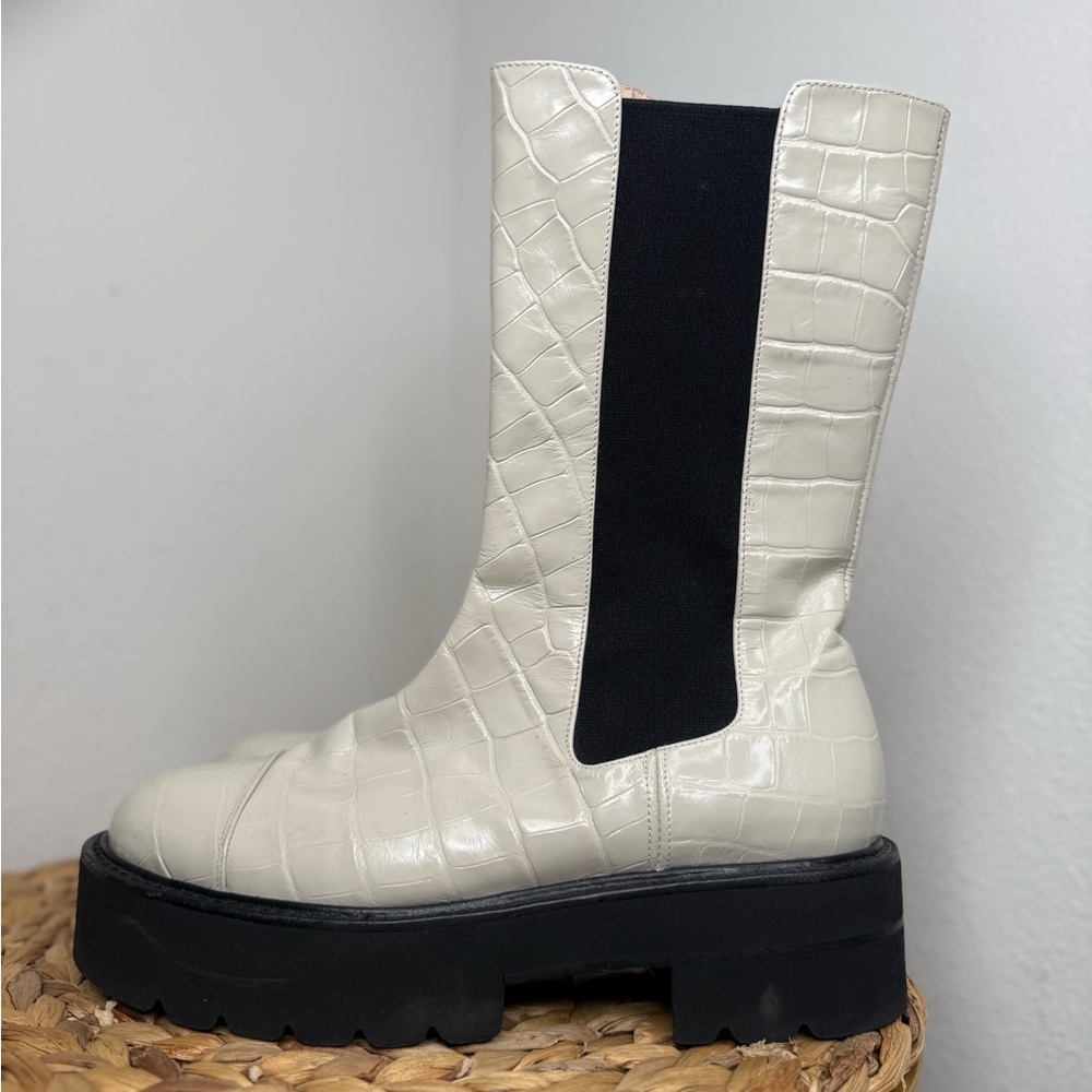 Stuart Weitzman Boot Presley Ultralift platform boots Cream croc leather Black